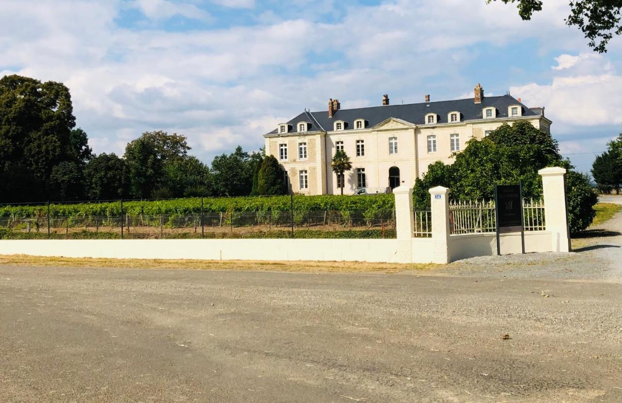Hotel Particulier Chateau Des Marais Proximite Et Vue Sur Le Lac De Grand Lieu Saint-Philbert-de-Grand-Lieu المظهر الخارجي الصورة