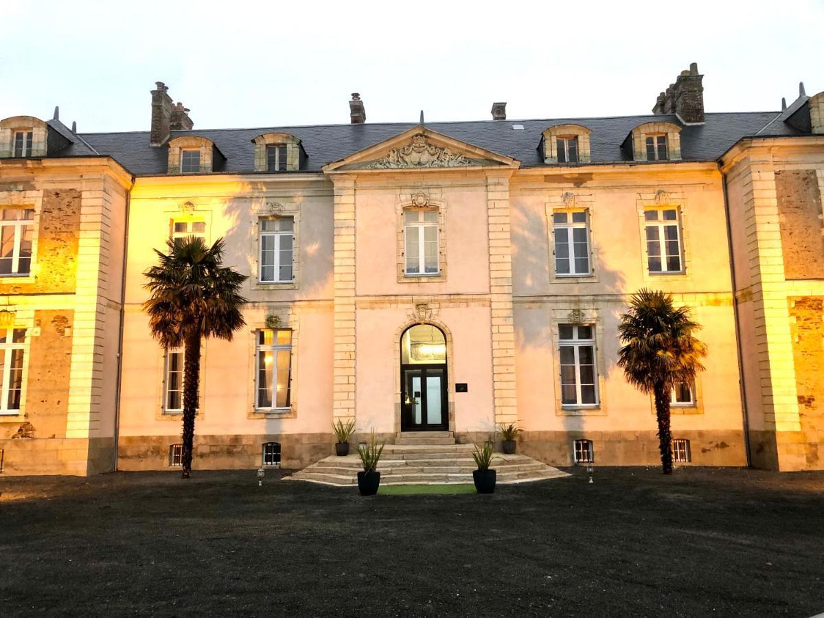 Hotel Particulier Chateau Des Marais Proximite Et Vue Sur Le Lac De Grand Lieu Saint-Philbert-de-Grand-Lieu المظهر الخارجي الصورة