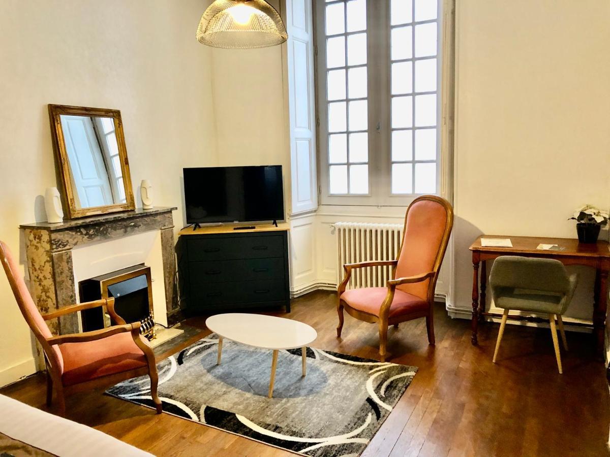 Hotel Particulier Chateau Des Marais Proximite Et Vue Sur Le Lac De Grand Lieu Saint-Philbert-de-Grand-Lieu المظهر الخارجي الصورة